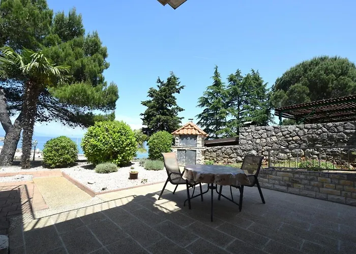 Frane Apartman