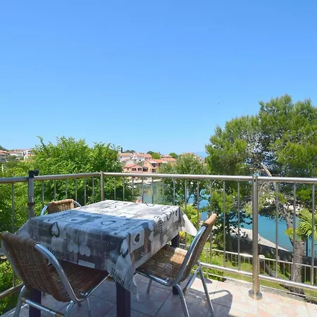 Apartament Frane